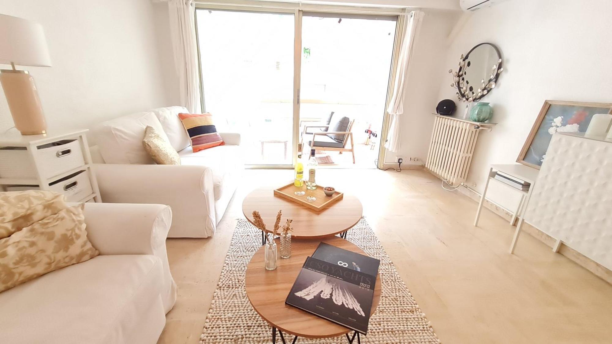 Happy - 2 Terraces - 1min To The Appartement *